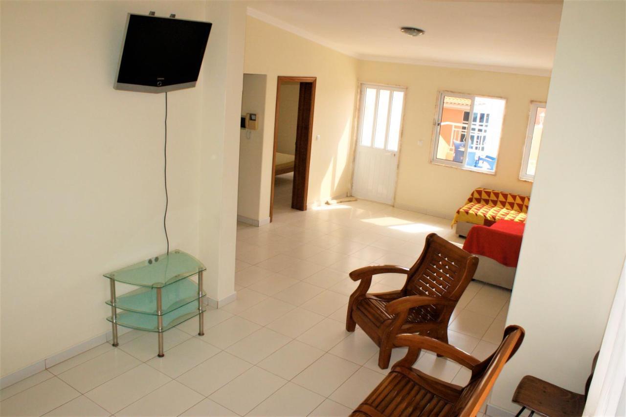 Hostel Casa Branca Vila Nova Exteriör bild