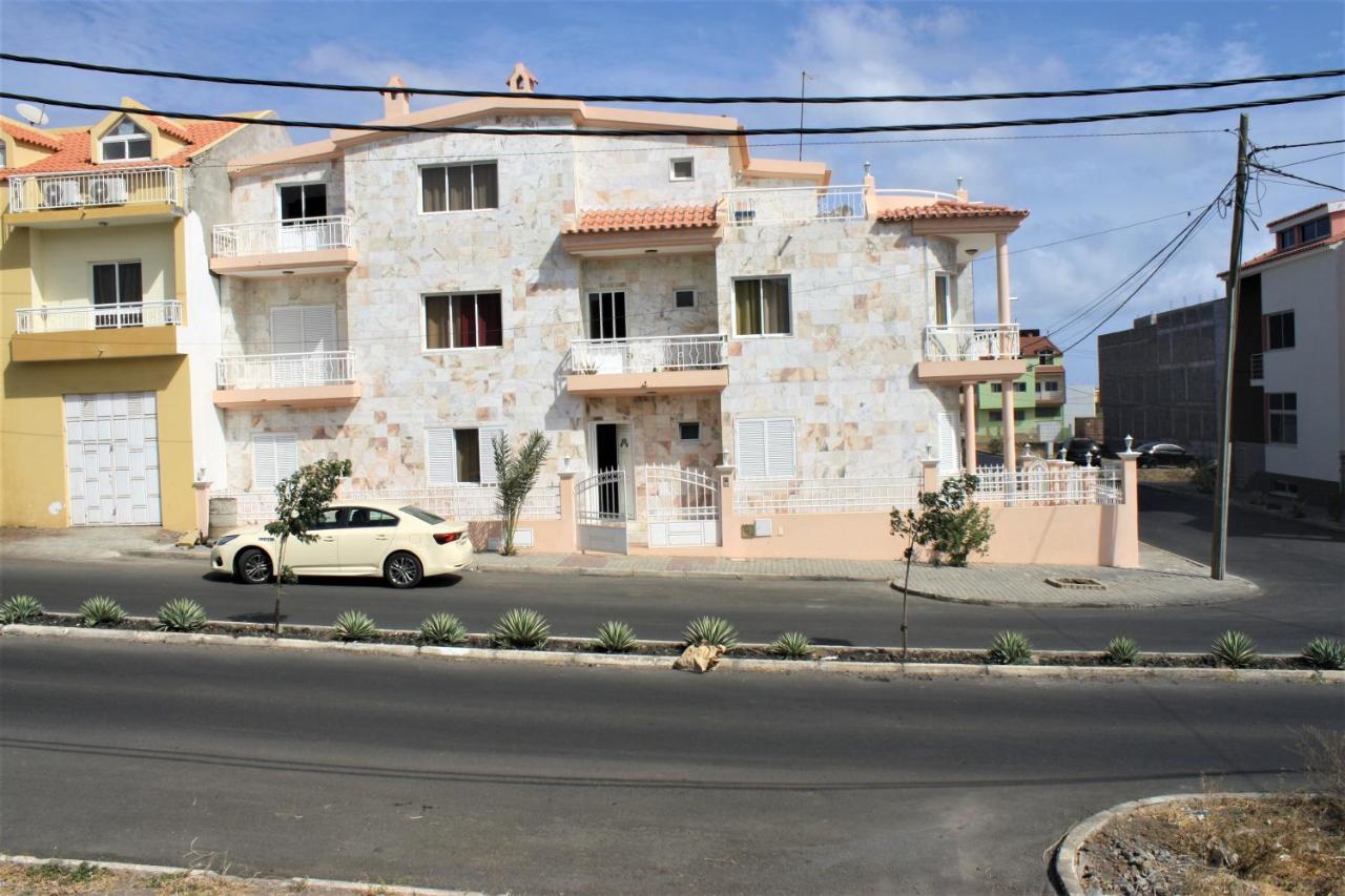 Hostel Casa Branca Vila Nova Exteriör bild